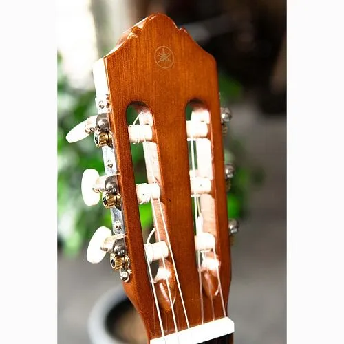 Yamaha C40 Гитара классичекская Б\у.