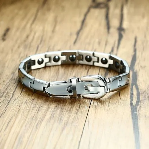 Браслет замком в виде пряжки ремня. Материал - нерж. сталь. Цвет стальной.