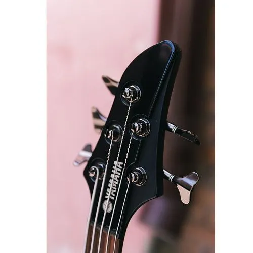 Yamaha RBX375 Бас-гитара 5-струнная Б\У.