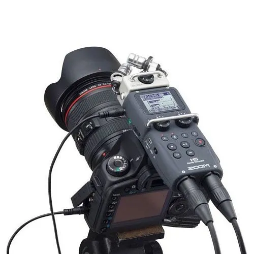 Zoom H5 Рекордер ручной компактный со сменной микрофонной системой. 